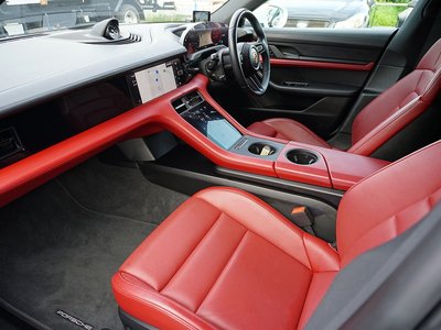 2021 Porsche TAYCAN 缩略图 22