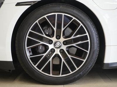 2021 Porsche TAYCAN 缩略图 13