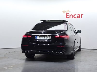 MERCEDES-BENZ E-CLASS - 4