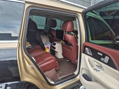 MERCEDES-BENZ GLS - 7