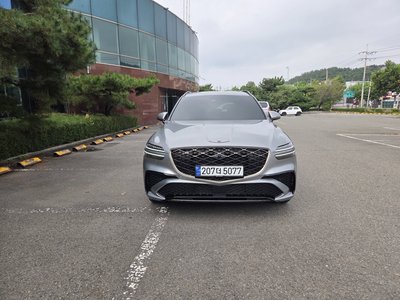 صورة 1 لـ 2024 Genesis GV70