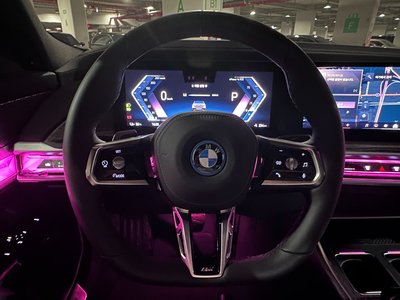 صورة مصغرة 13 لـ 2025 BMW I7