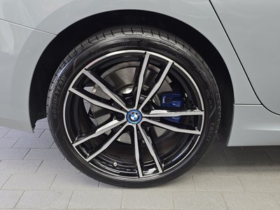 BMW 3 SERIES - 6