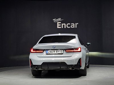 BMW 3 SERIES - 3