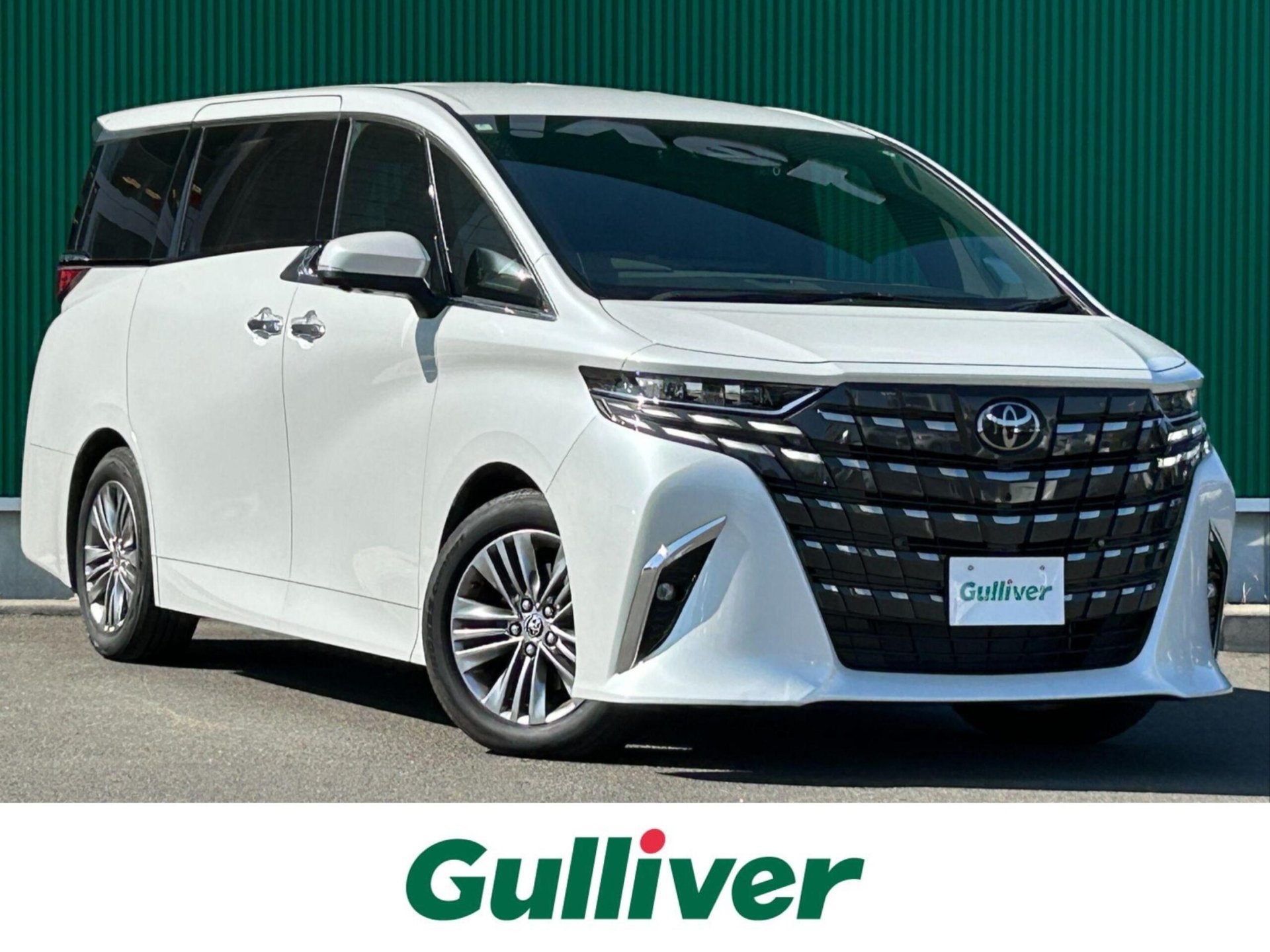 TOYOTA ALPHARD - View 1