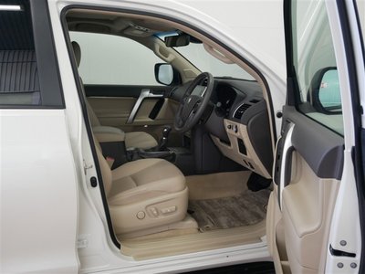 TOYOTA LAND CRUISER PRADO - 5