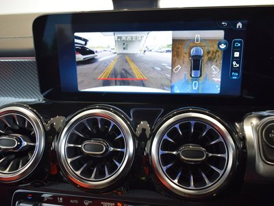 2025 Mercedes-BENZ GLB — миниатюра 14