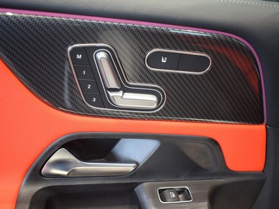 2025 Mercedes-BENZ GLB — миниатюра 26