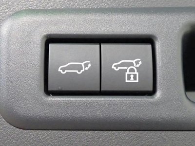 صورة مصغرة 12 لـ 2026 Lexus LBX