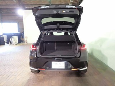 صورة مصغرة 31 لـ 2026 Lexus LBX