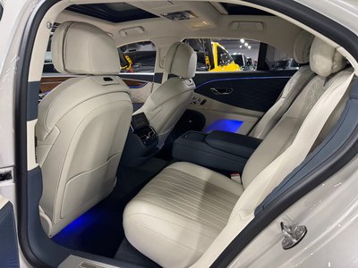 BENTLEY FLYING SPUR - 7