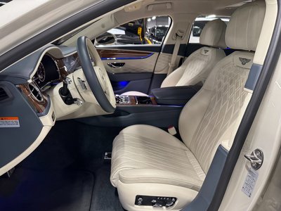 BENTLEY FLYING SPUR - 9