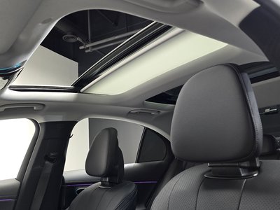 2025 Mercedes-BENZ E-CLASS — миниатюра 22