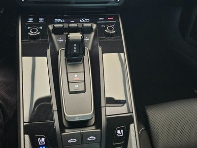 PORSCHE 911 - 9