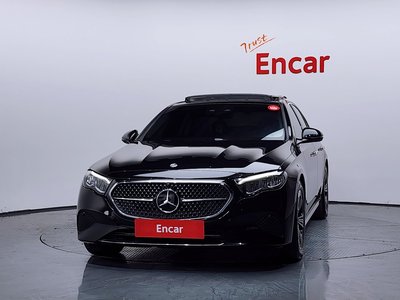 MERCEDES-BENZ E-CLASS - 2