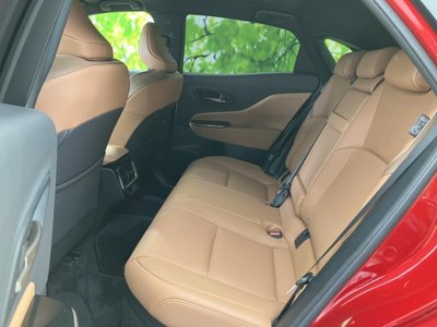 2024 Toyota CROWN SPORT 照片 7