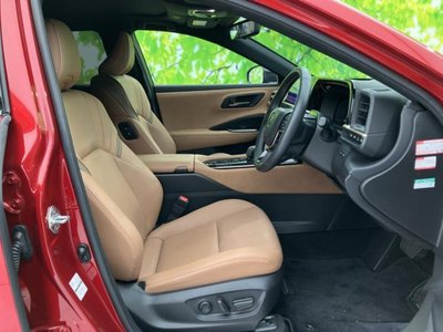 2024 Toyota CROWN SPORT 照片 4