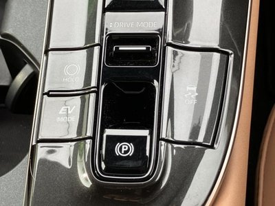 2024 Toyota CROWN SPORT — миниатюра 29