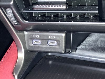 2023 Lexus RX — миниатюра 25