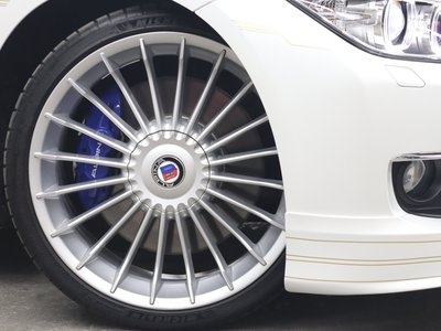 BMW ALPINA B3 TOURING - 9