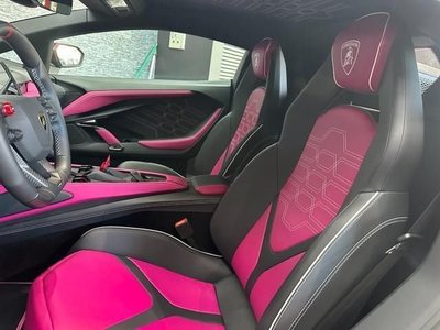 LAMBORGHINI REVUELTO - 5