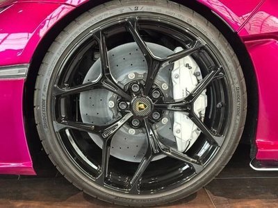 LAMBORGHINI REVUELTO - 4