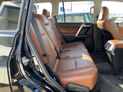 TOYOTA LAND CRUISER PRADO - 9