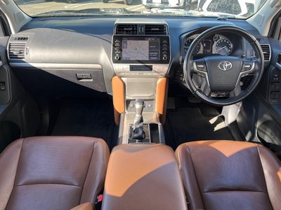 TOYOTA LAND CRUISER PRADO - 2