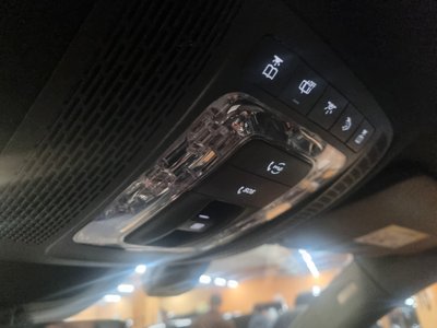 MERCEDES-BENZ GLS - 6