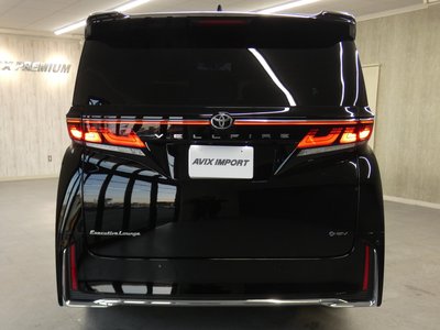 TOYOTA VELLFIRE - 4