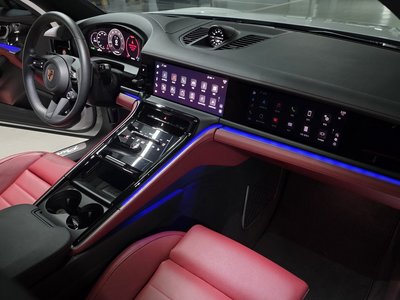 PORSCHE PANAMERA - 10