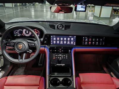 PORSCHE PANAMERA - 9