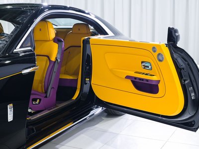 ROLLS-ROYCE SPECTRE - 10