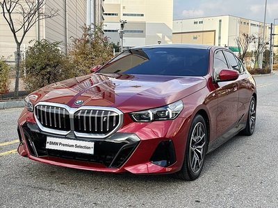 BMW I5