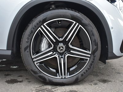 MERCEDES-BENZ GLC - 4