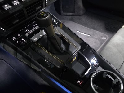 PORSCHE 911 - 9