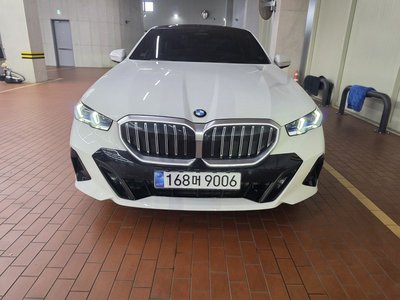BMW 5 SERIES - 5