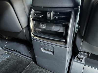 صورة مصغرة 47 لـ 2024 Toyota VELLFIRE