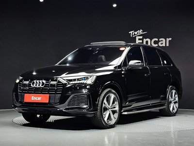 AUDI Q7 - 1