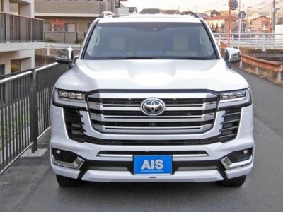 TOYOTA LAND CRUISER 300 - 3