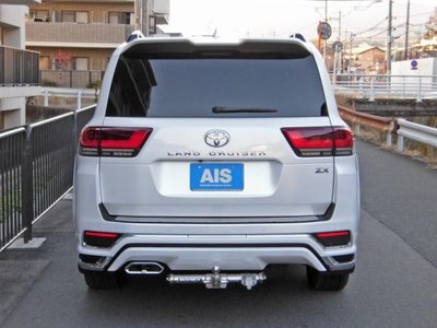 TOYOTA LAND CRUISER 300 - 4