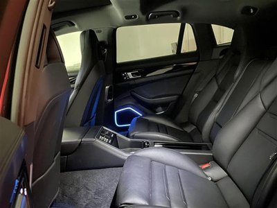 PORSCHE PANAMERA - 10