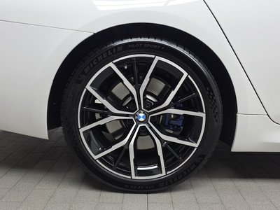 BMW 5 SERIES - 6