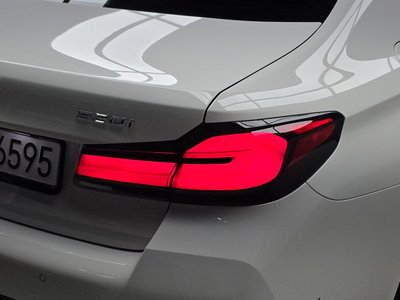 BMW 5 SERIES - 10