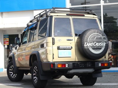 2025 Toyota LAND CRUISER 70 — фото 2