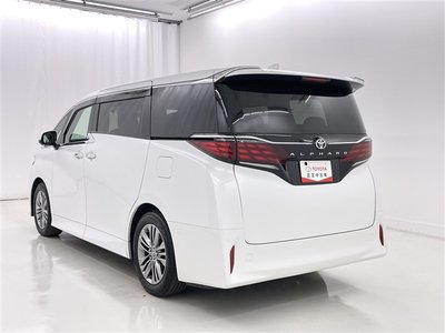 2023 Toyota ALPHARD — фото 6