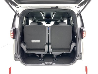 صورة مصغرة 31 لـ 2023 Toyota ALPHARD