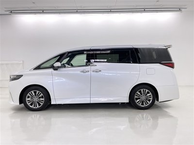 2023 Toyota ALPHARD — фото 5