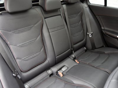 صورة مصغرة 13 لـ 2023 Mercedes-BENZ C-CLASS AMG