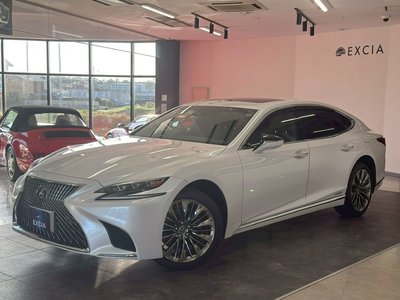 LEXUS LS - 7